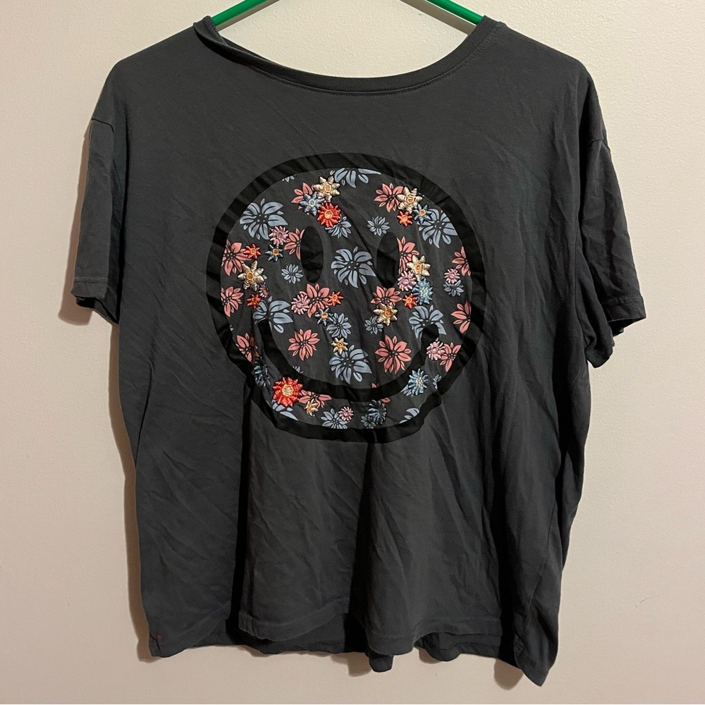 Smiley face floral cute shirt